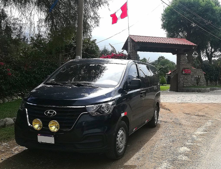 Ruta 1975 SAC, taxi aeropuerto, transporte turistico, transporte a empresas, transporte de personal, transporte para eventos, transporte para matrimonios, city tours, taxi ejecutivo, transporte corporativo